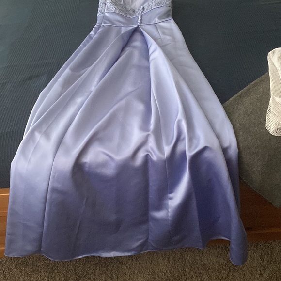 Size 2 Periwinkle dress from David’s Bridal. Wore once I have cleaned the dress - Picture 14 of 14
